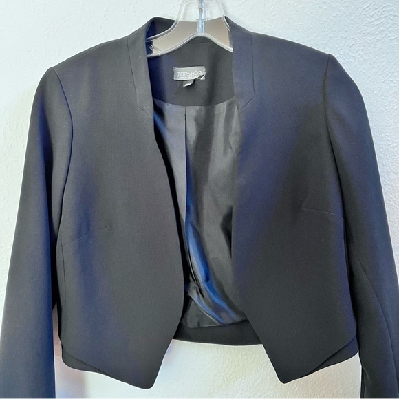 Topshop black crepe crop open blazer - Picture 1 of 8